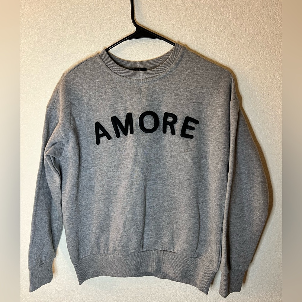 Forever 21 Womens Sweatshirt Size Small,Color Grey,Fleece ,Amore Print